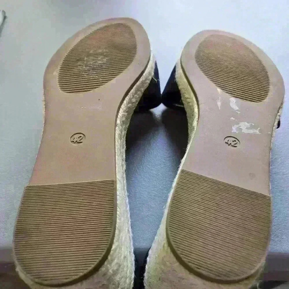 H&M Women's Wedge Heels Black Espadrilles Size 10 Ankle Strap - Picture 5 of 8